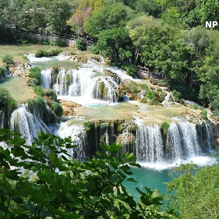 House Marin Dom wakacyjny Drniš