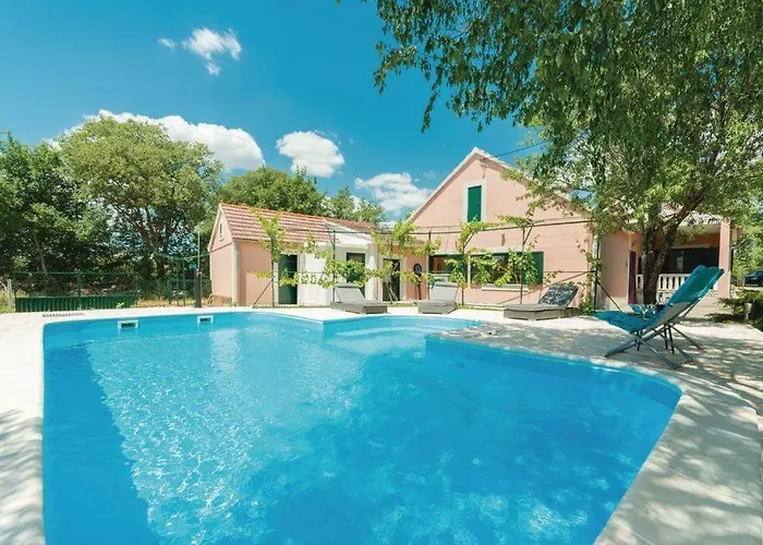 House Marin Dom wakacyjny